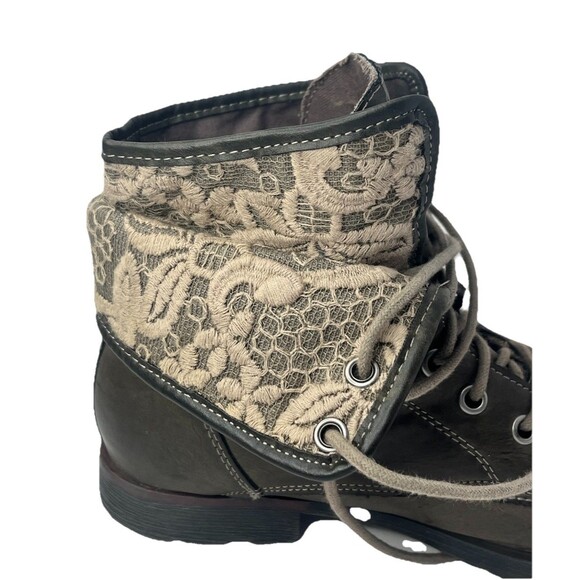 Rock and Candy by Zigi Ankle Boots Spraypaint Fold Combat Gray Size 6 - Picture 3 of 10